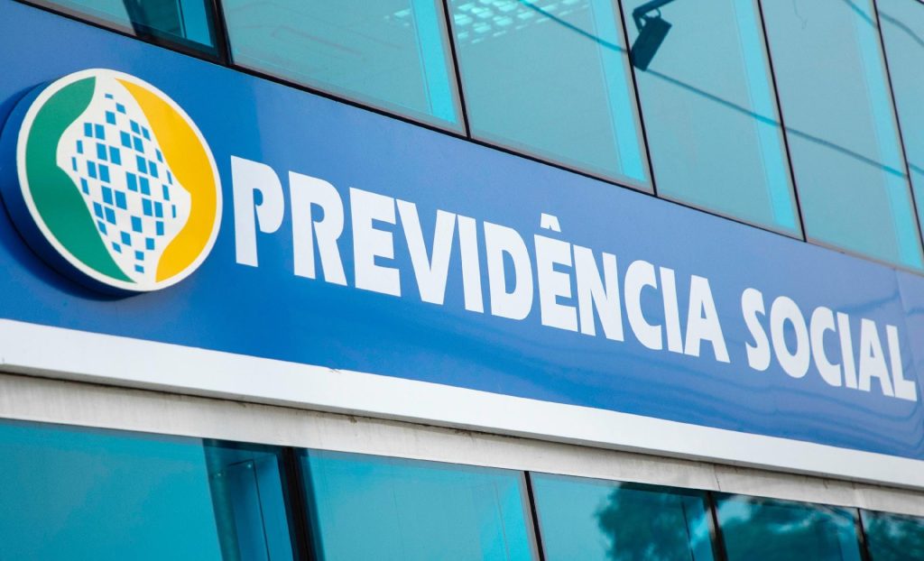 Inss descontos indevidos