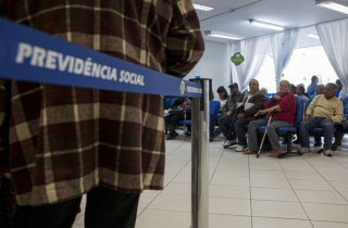 CPMI do INSS, Lula, Bolsonaro, fraude no INSS, investigação INSS, política brasileira, Comissão Parlamentar de Inquérito, governo federal, escândalos políticos, Previdência Social