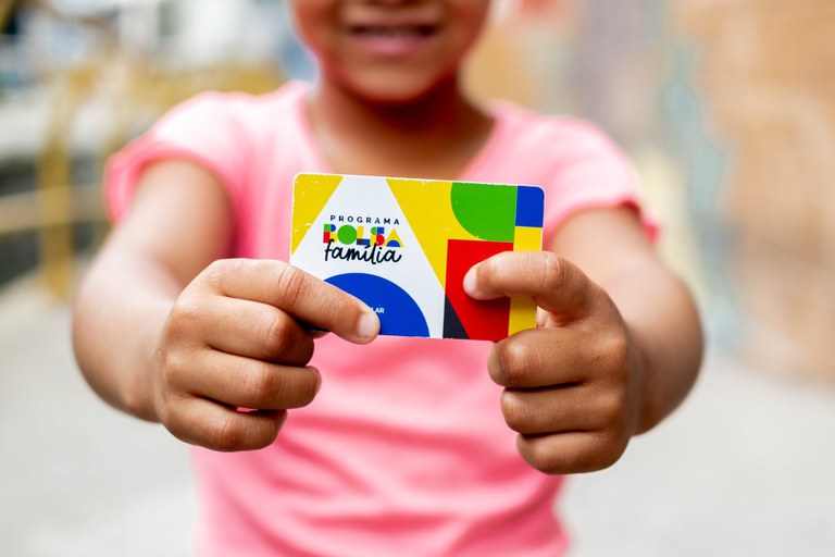 Como Manter o Bolsa Família Atualizado: Guia Completo para Não Perder o Benefício em 2025