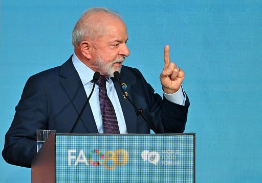 Lula e Bolsonaro: Análise sobre Prisão e Vingança Política no Brasil