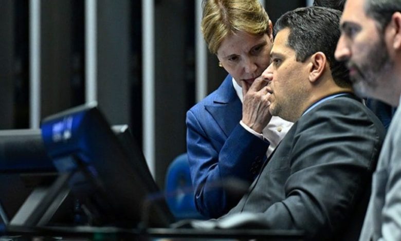 Congresso Impõe Derrota ao Governo e Retoma Brechas no Licenciamento Ambiental em Votação Polêmica