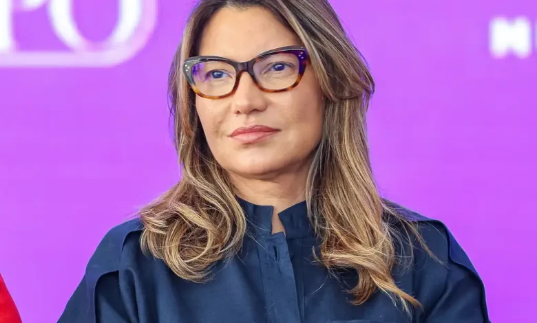 Janja reage a vídeo de Zezé Di Camargo e critica ataques às filhas de Silvio Santos