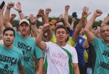 Nikolas lidera marcha apoiada por bolsonaristas contra condenações do 8 de Janeiro