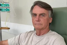Saúde de Bolsonaro pode chegar a ponto de não retorno, alerta Carlos Bolsonaro