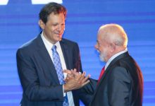 Haddad reforça desejo de atuar na campanha de Lula e discute possibilidade de candidatura