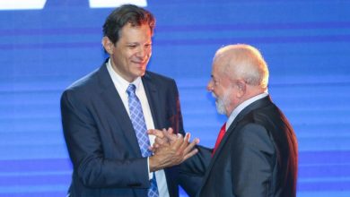 Haddad reforça desejo de atuar na campanha de Lula e discute possibilidade de candidatura